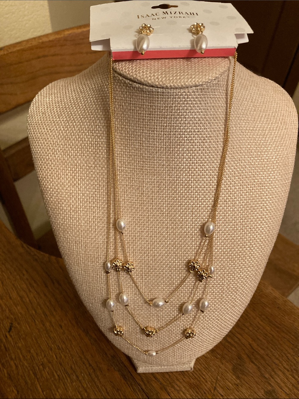Isaac Mizrahi New York Necklace & Earrings Set NWT